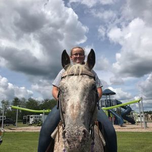 Meet your Posher, Abby